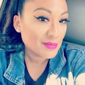 Meet your Posher, Valerie